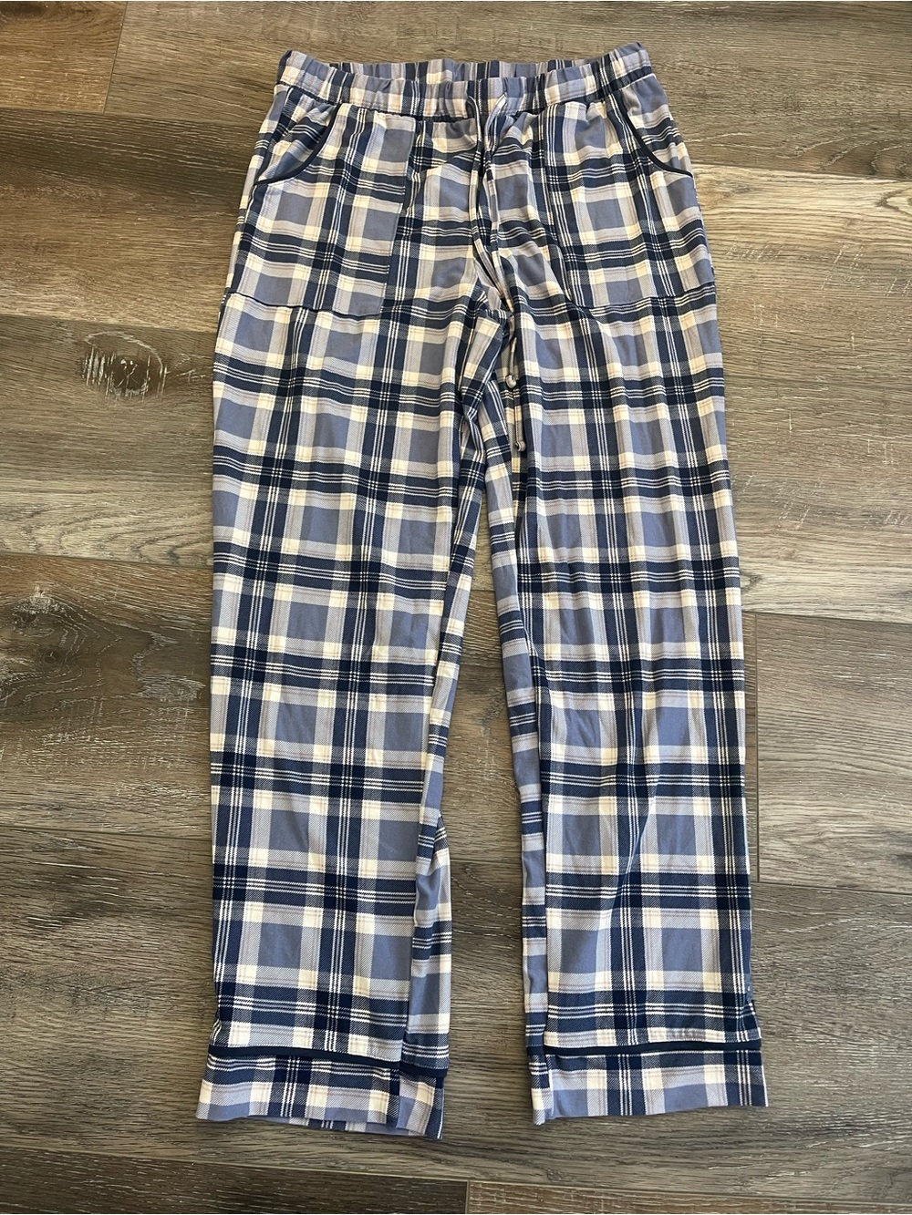 Lucky Brand Blue and cream Plaid Pajama Pants NWOT size M